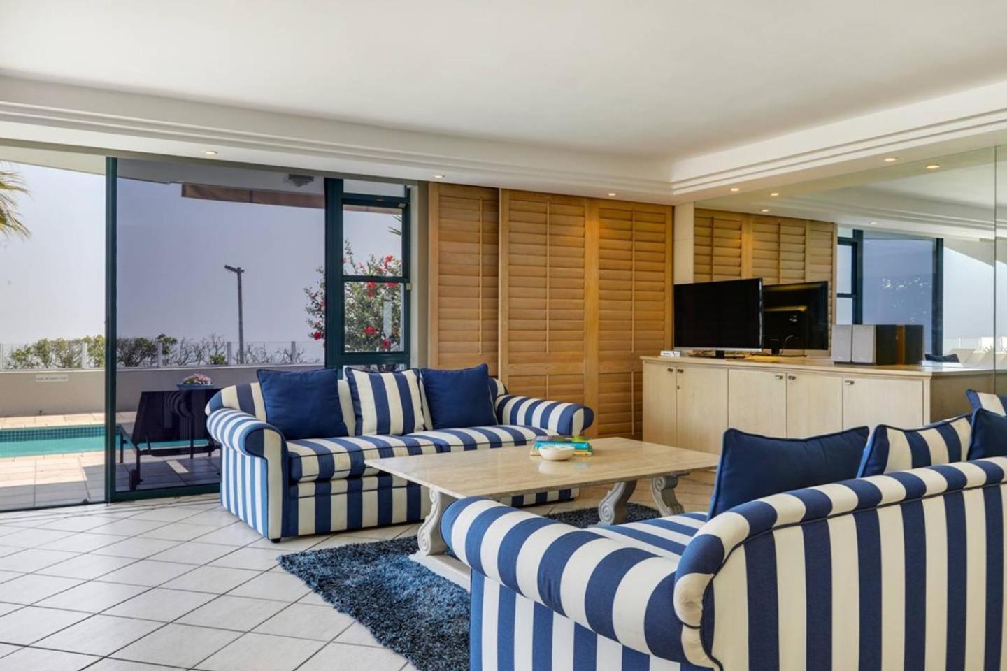 17 On Nautica Apartment Cape Town Exterior photo