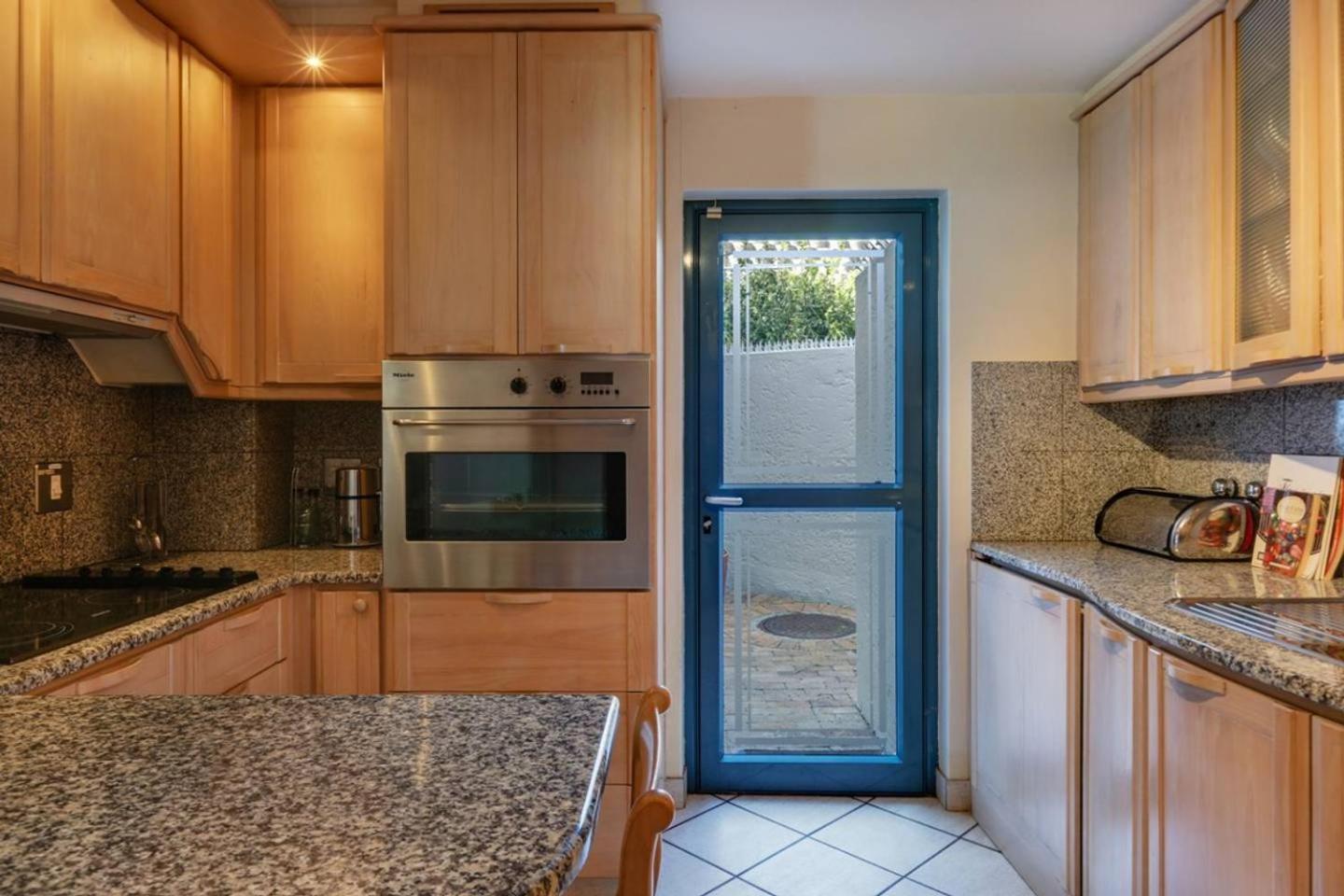 17 On Nautica Apartment Cape Town Exterior photo